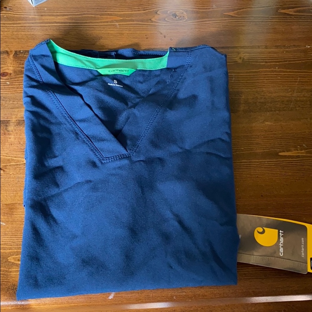 Carhartt scrub top